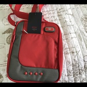 NWT.  TUMI CROSSBODY BAG